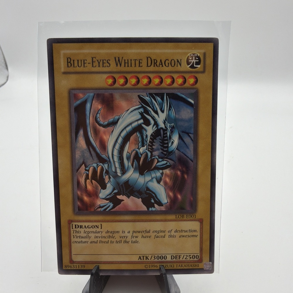Yugioh Blue-Eyes White Dragon LOB-E001 Ultra Rare